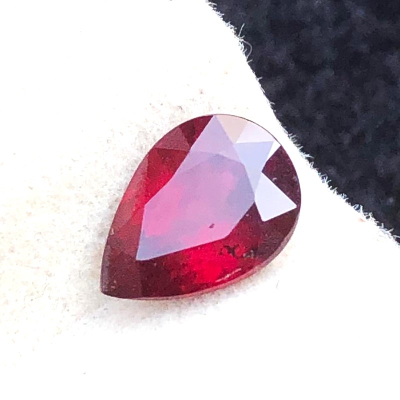 Natural Rhodolite garnet3.10 Ct